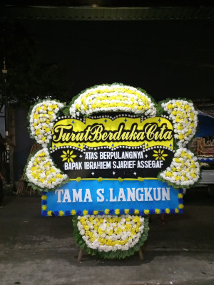 Papan Bunga Duka di Slogohimo