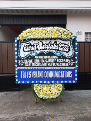 Papan Bunga Duka di Slogohimo